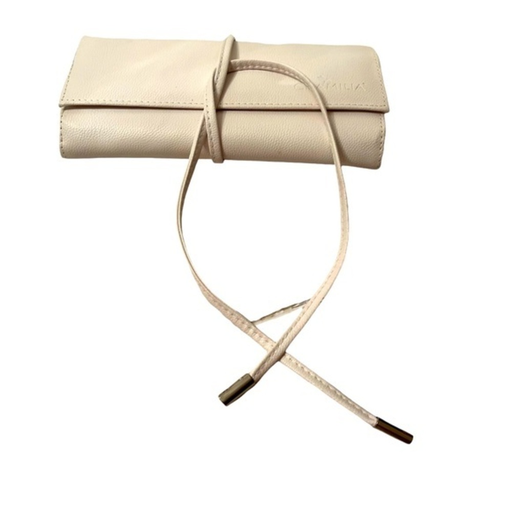 Chamilia Jewelry Wallet